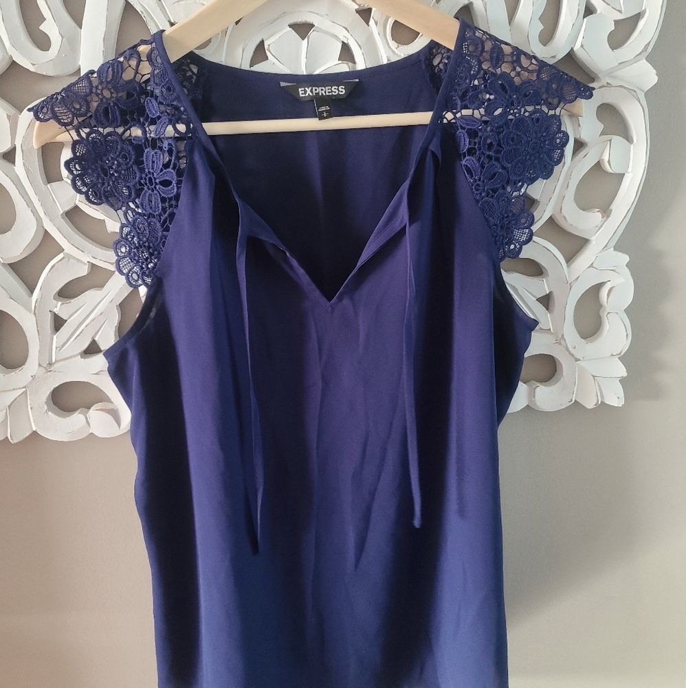 Express blouse